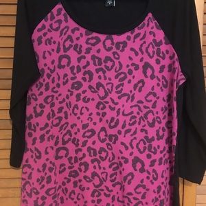 Torrid 3/4 Sleeve Tee